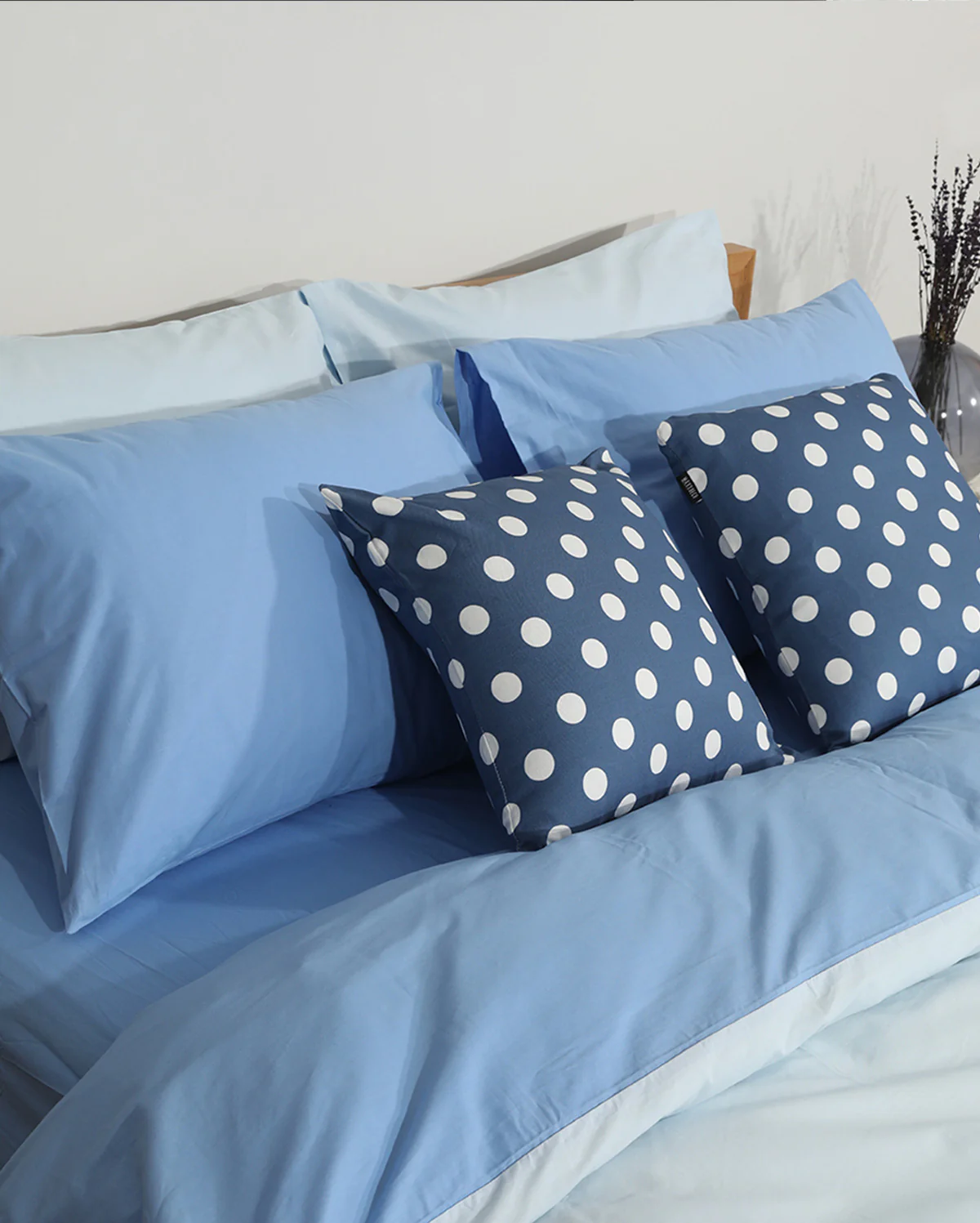 Reversible Percale Duvet Cover - Blue & Baby Blue - Image 2