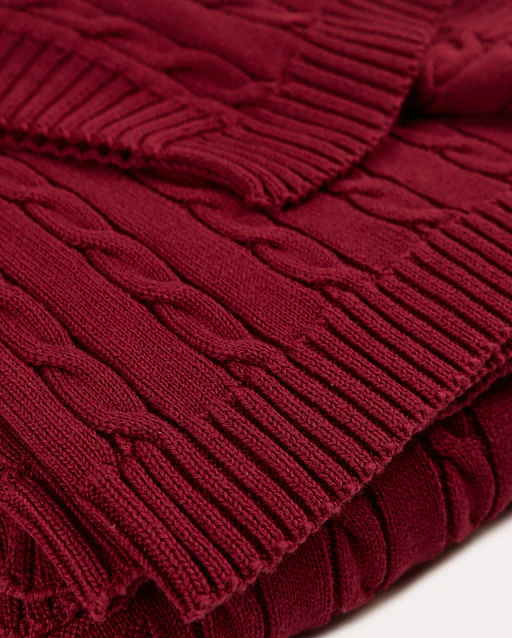 Braid Cable Knitted 100% Cotton Blanket - Burgundy - Image 4