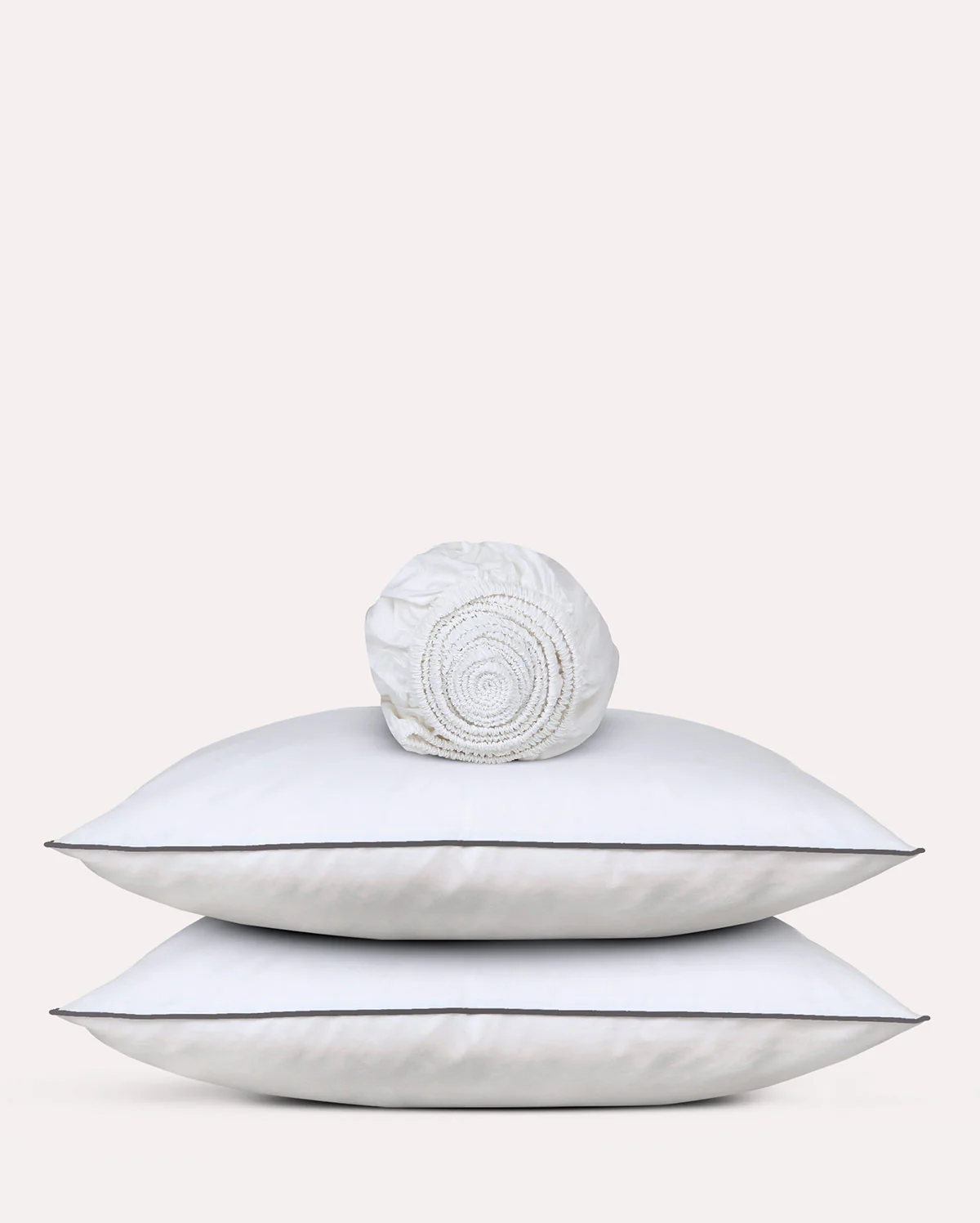 Classic Percale - Fitted Sheet Set- White with Anthracite Piped Edge - Image 2