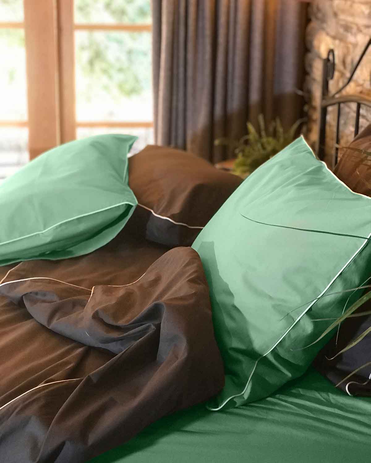 Classic Percale Pillowcase 2pcs- Jade Green with White Pipe Edge - Image 2
