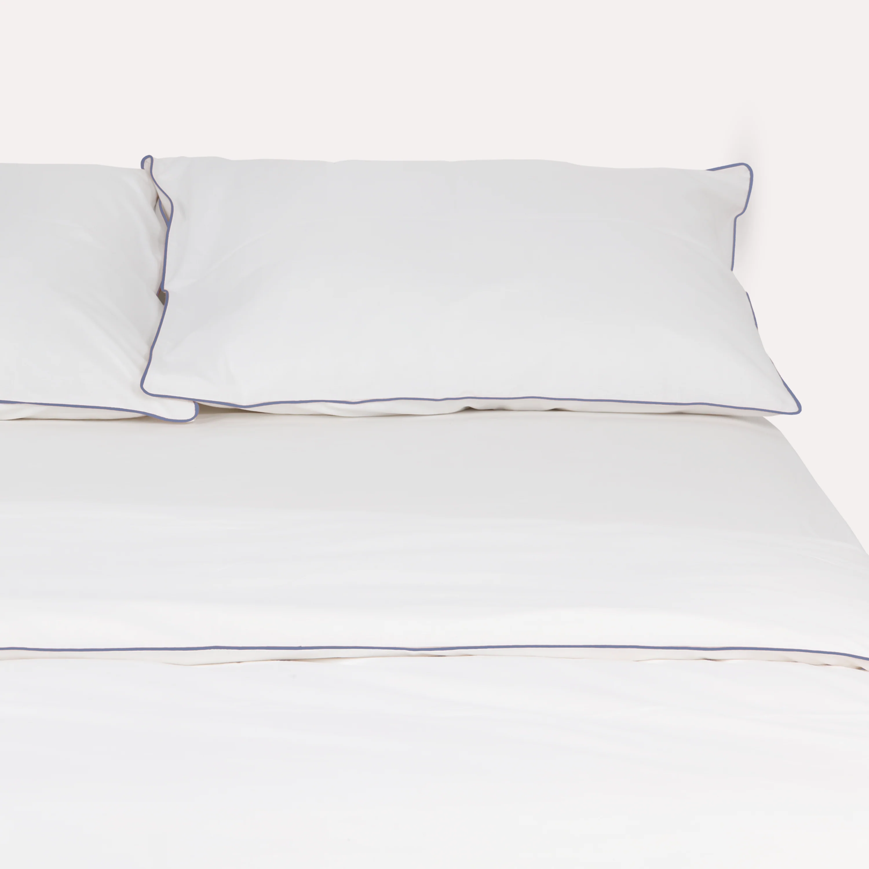 Classic Percale Pillowcase 2pcs- White with Navy Blue Pipe Edge - Image 4