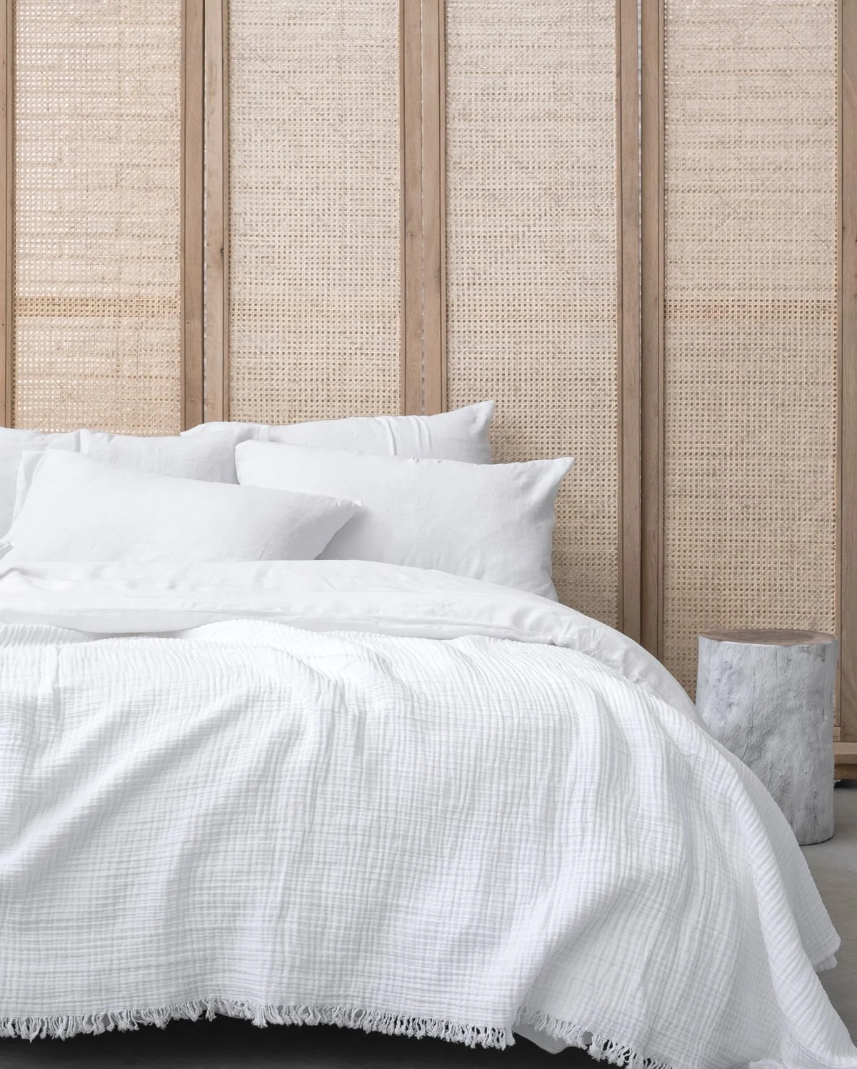 Cocoon Muslin Cotton Blanket- White - Image 2