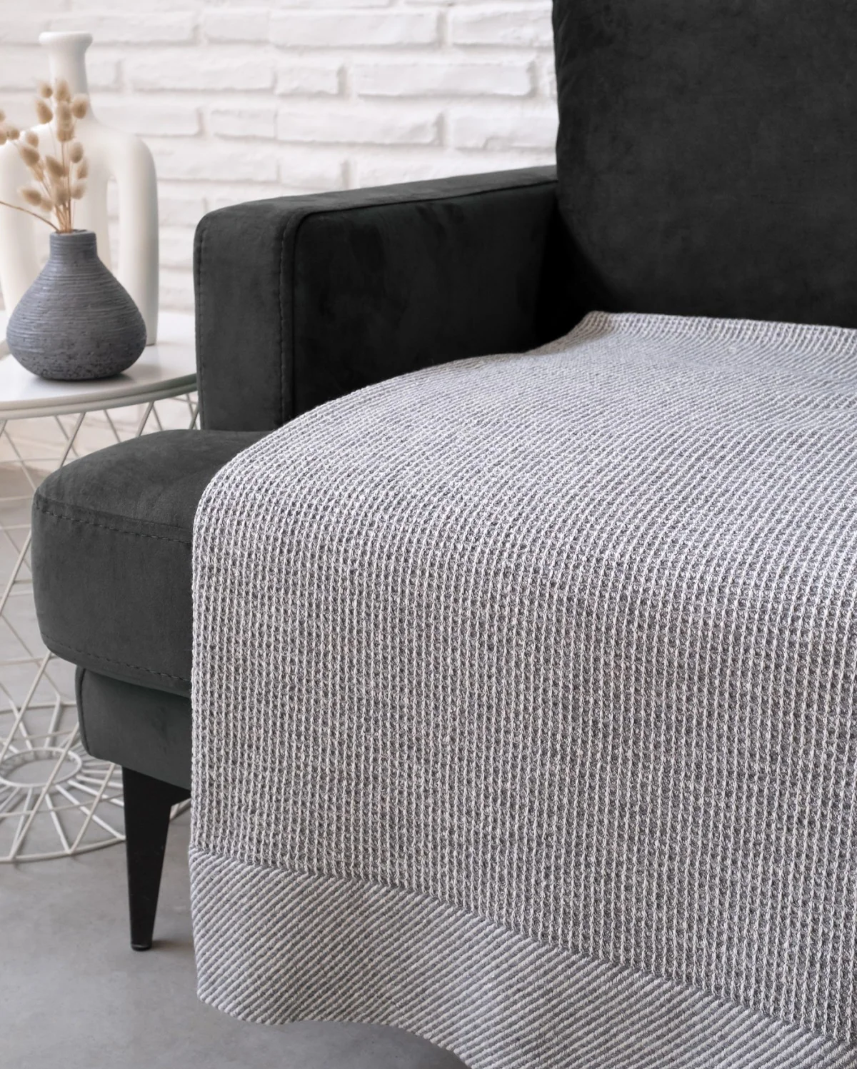 Pergamon Cotton Throw - Grey - Image 2