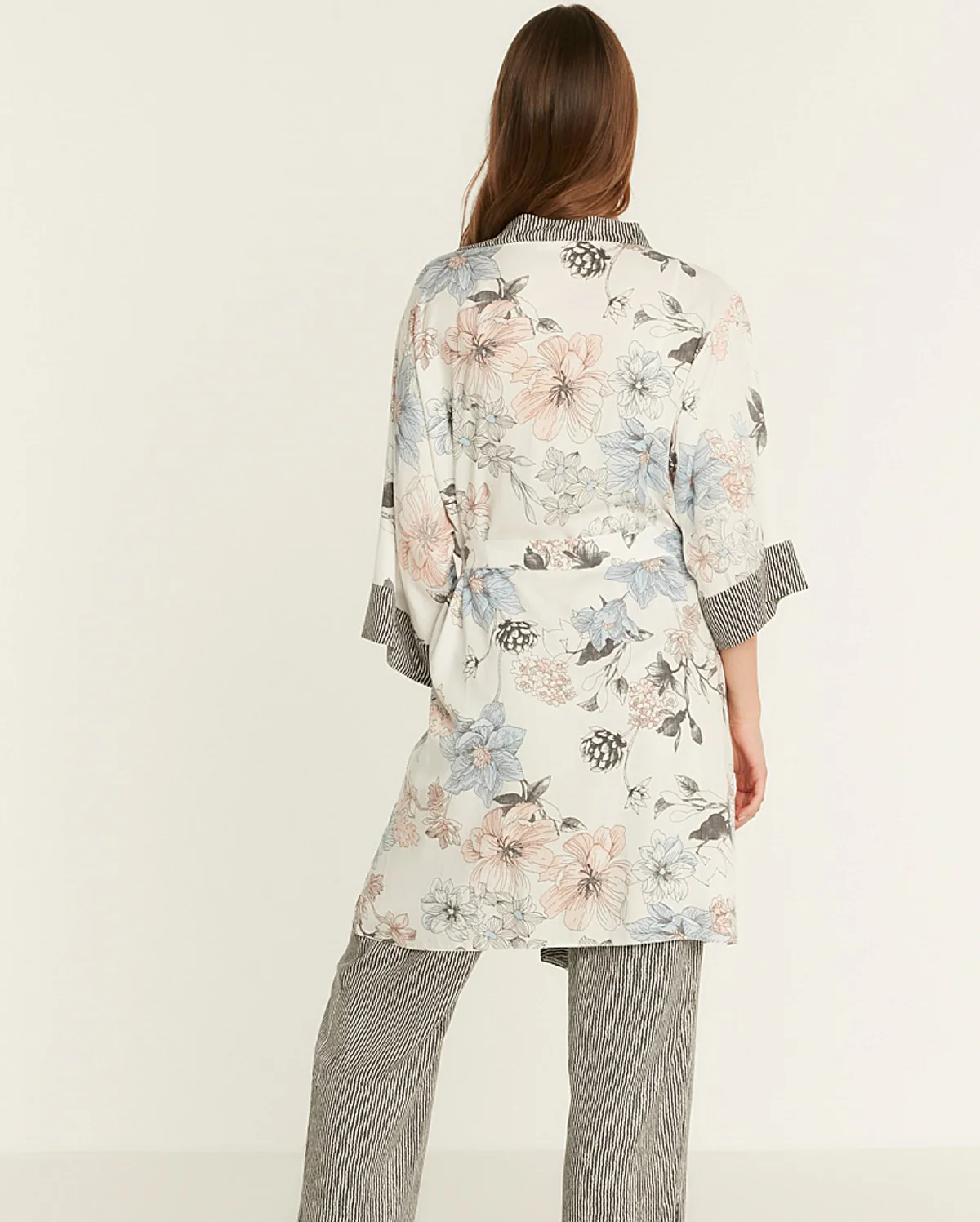 Flower Printed Pyjama Set with Dressing Gown - Ecru - Image 5