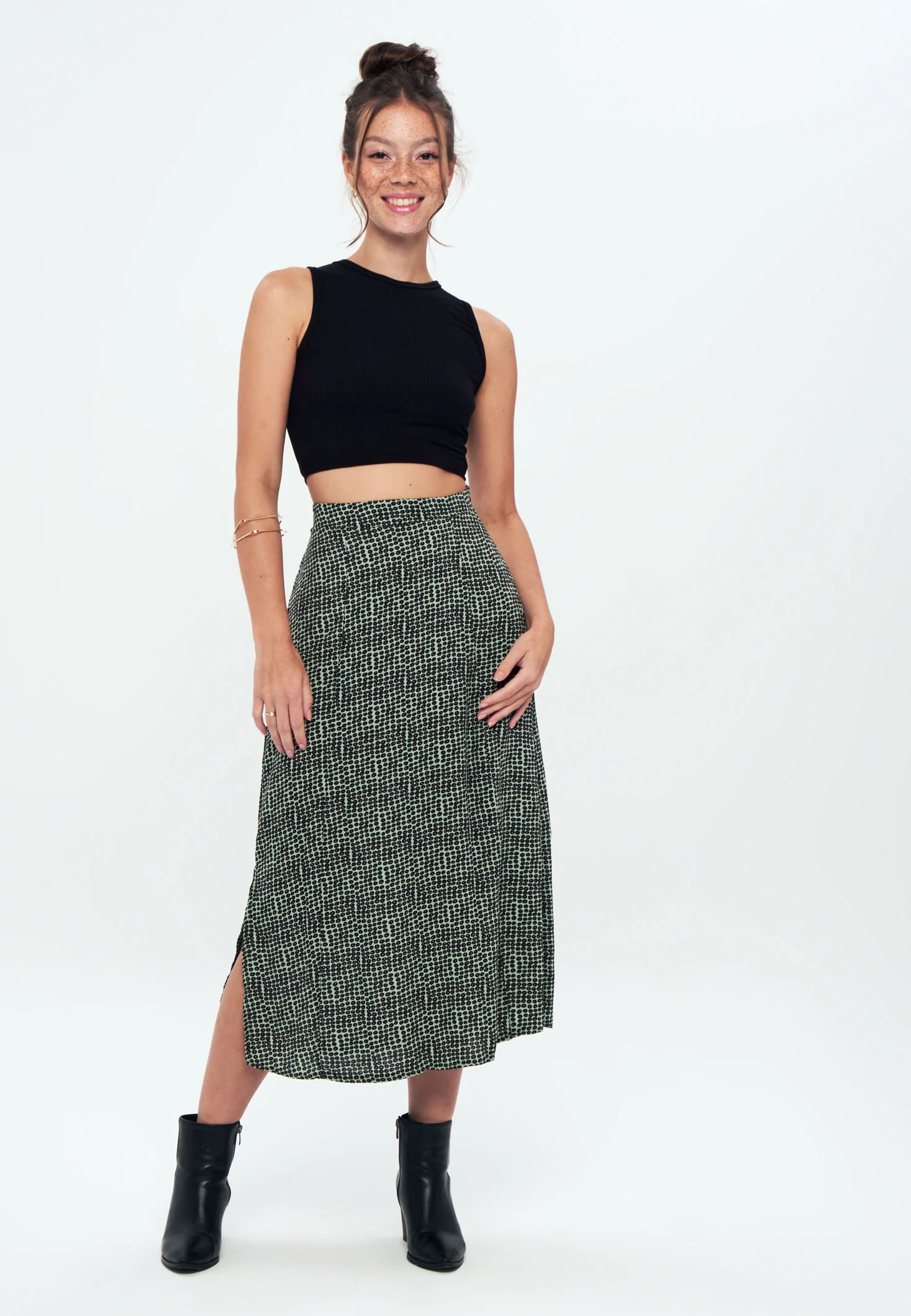 Herita Printed Long Slit Skirt Mix Color - Image 3