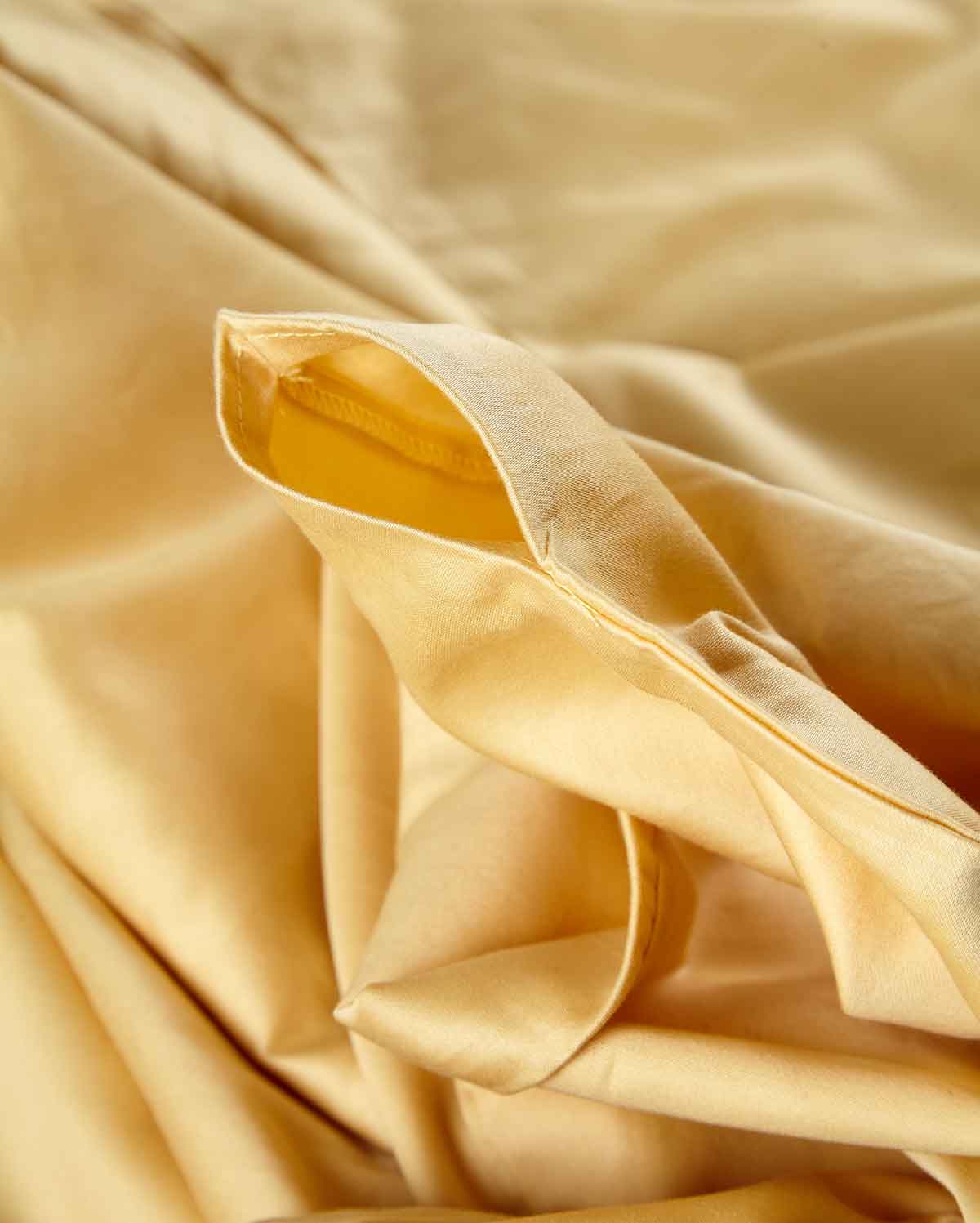 Lavish Sateen - Core Bedding Set - Image 5