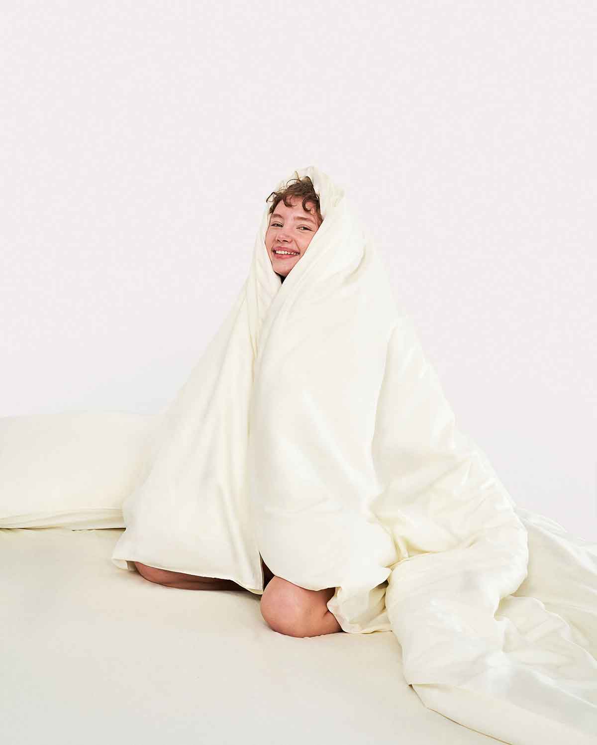 Lavish Sateen - Duvet Cover Set - Image 2