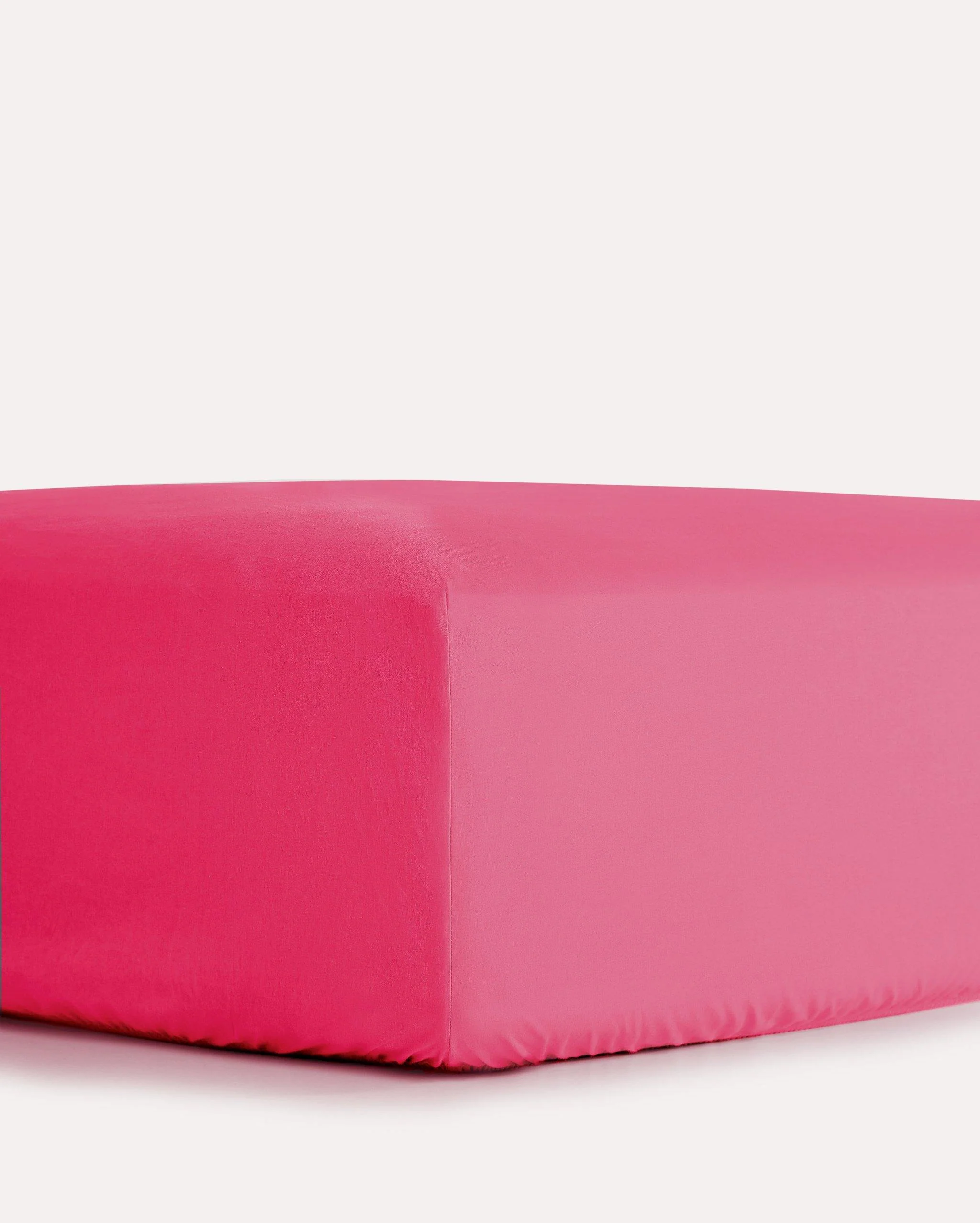 Classic Percale Fitted Sheet - Fuchsia