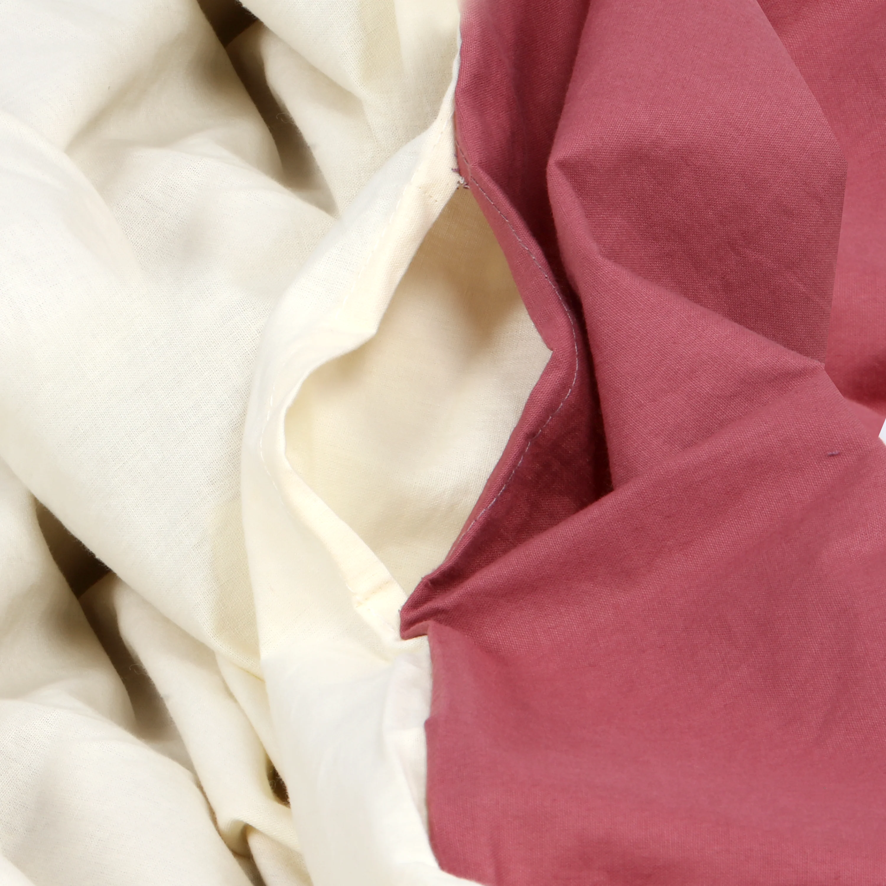 Reversible Percale Duvet Cover- Carmine & Ecru - Image 4