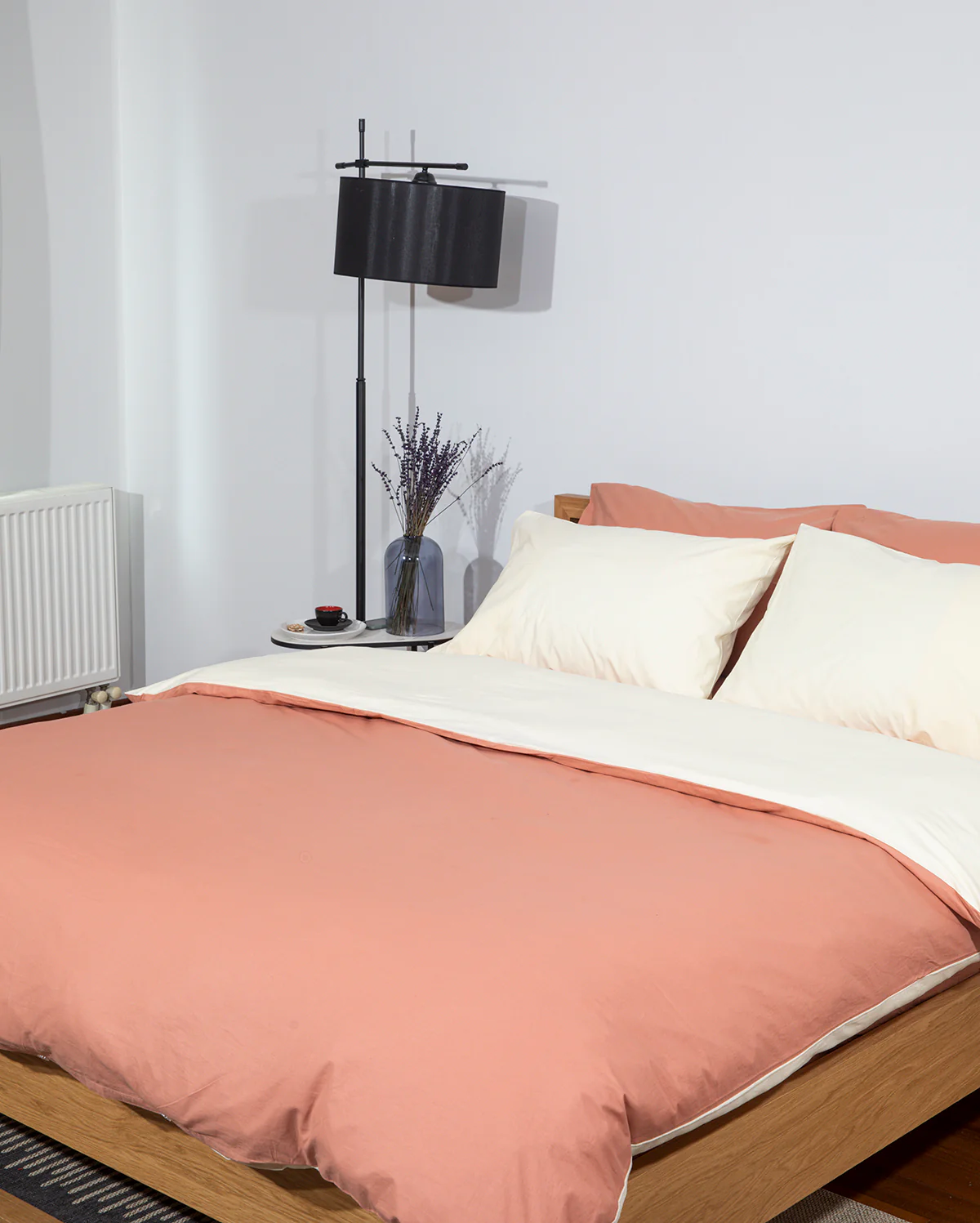Reversible Percale Bedding Set - Peach & Ecru - Image 2
