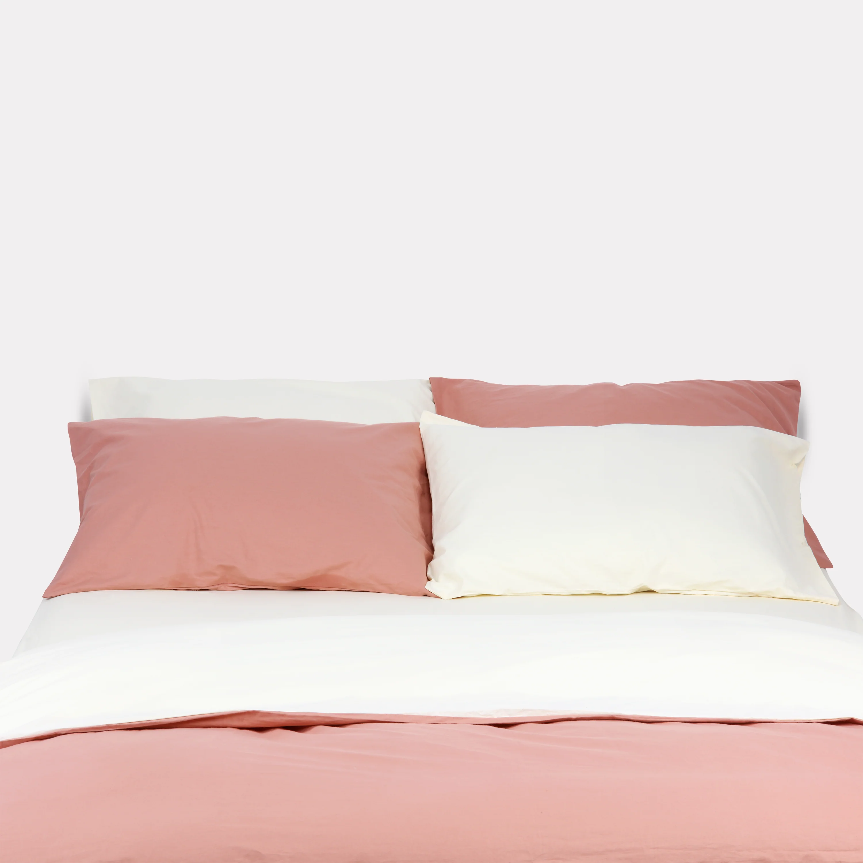 Reversible Percale Bedding Set - Peach & Ecru - Image 5