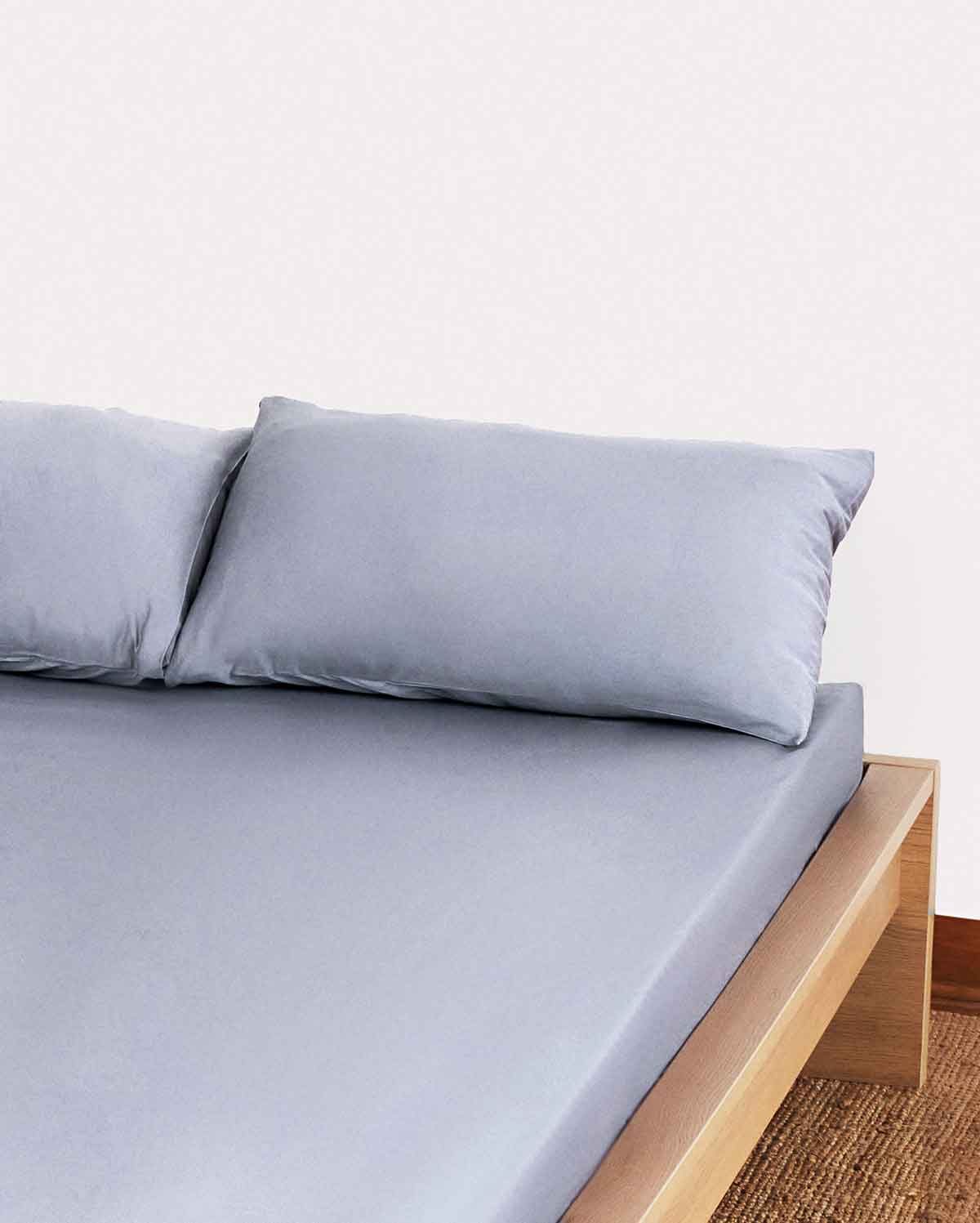 Lavish Sateen Fitted Sheet - Dark Grey - Image 2