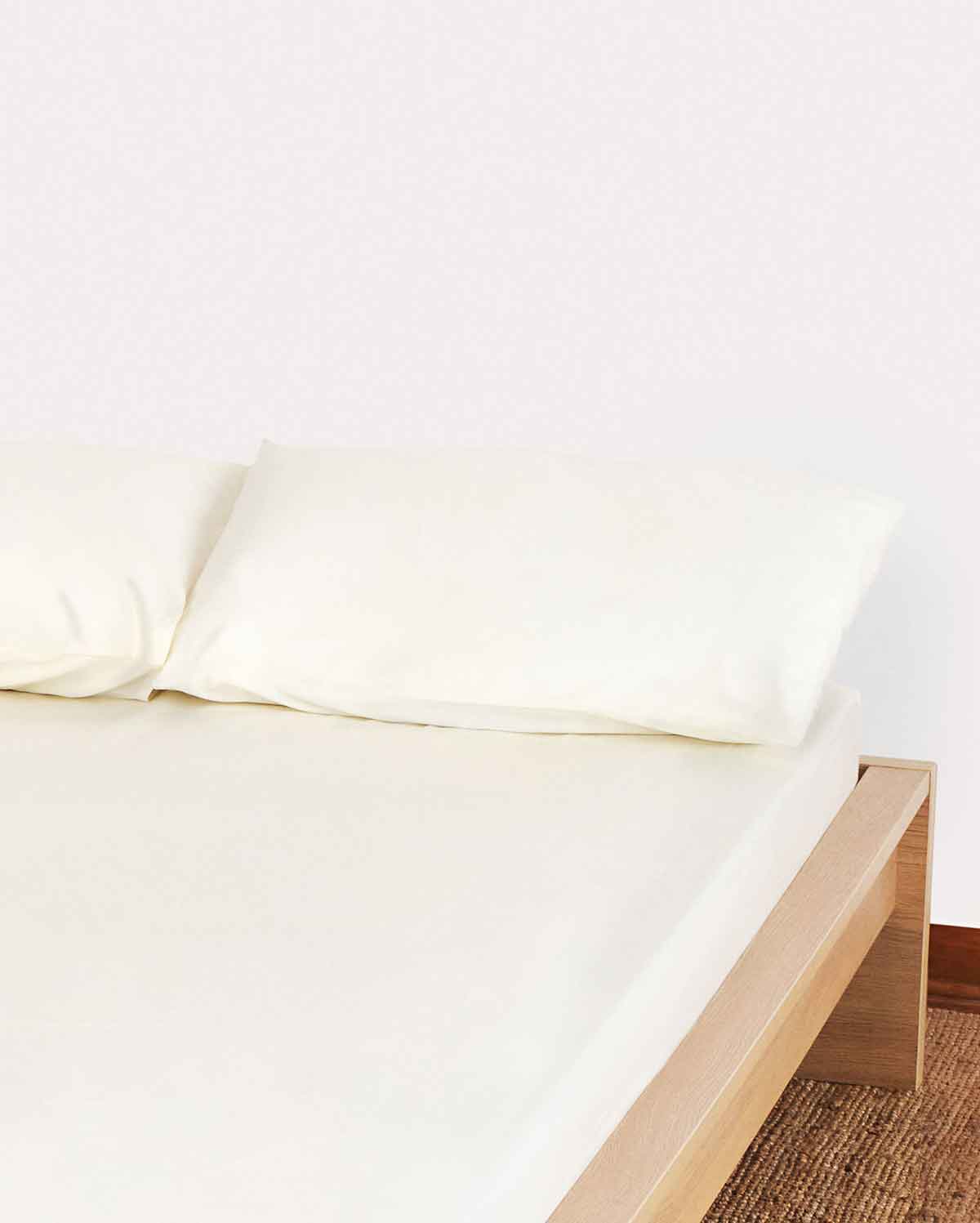 Lavish Sateen Pillowcase 2pcs - Cream - Image 2