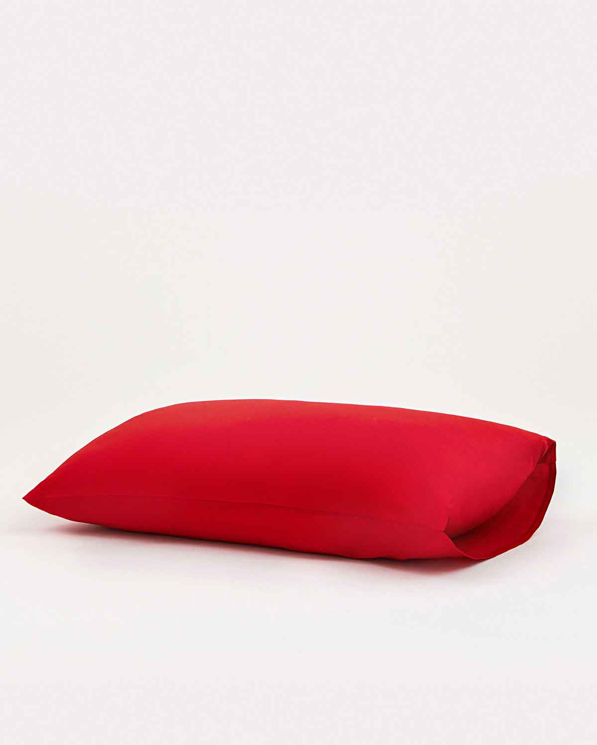 Lavish Sateen Pillowcase 2pcs - Red - Image 3