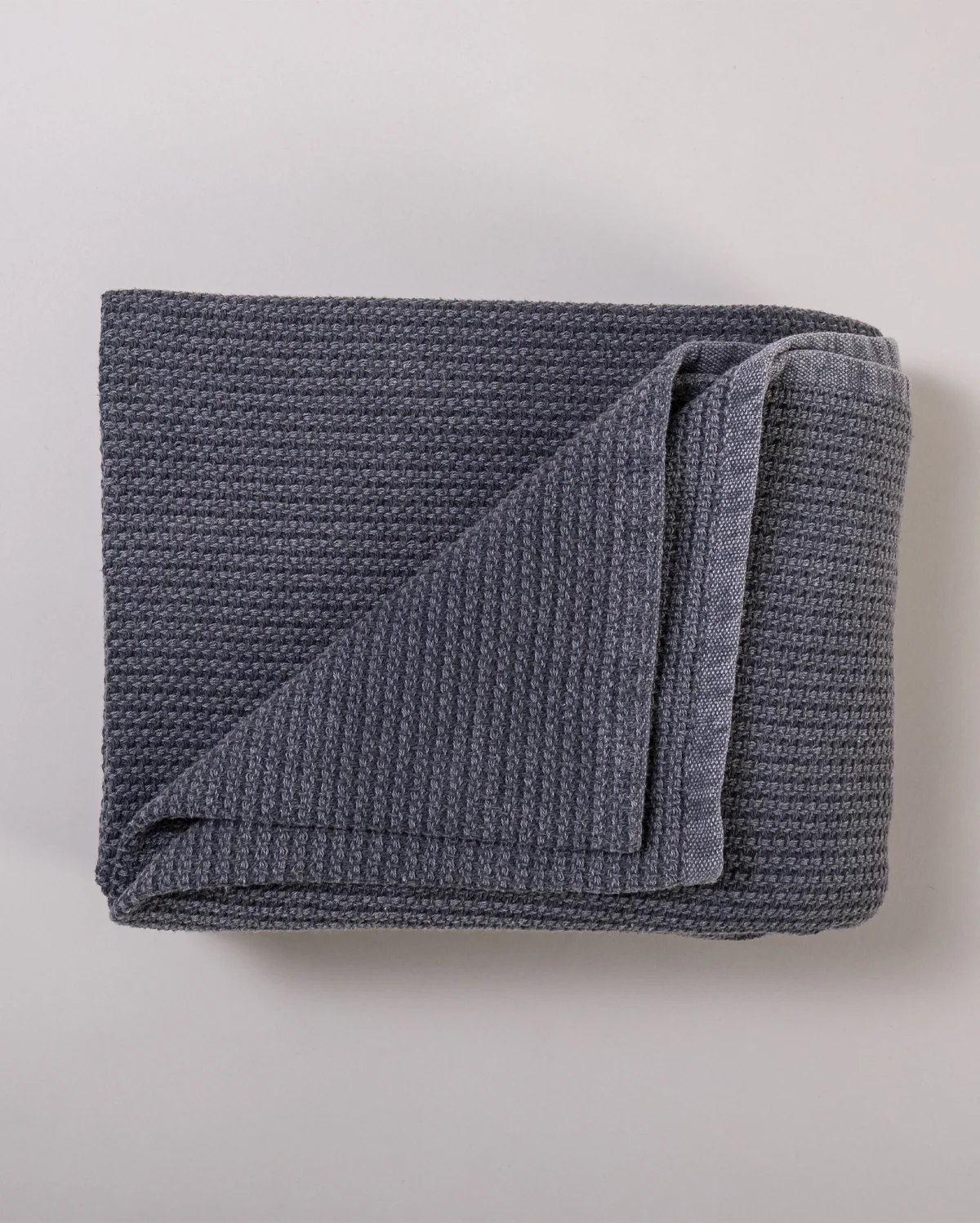 Stonewashed Cotton Terry Bedspread- Anthracite - Image 3